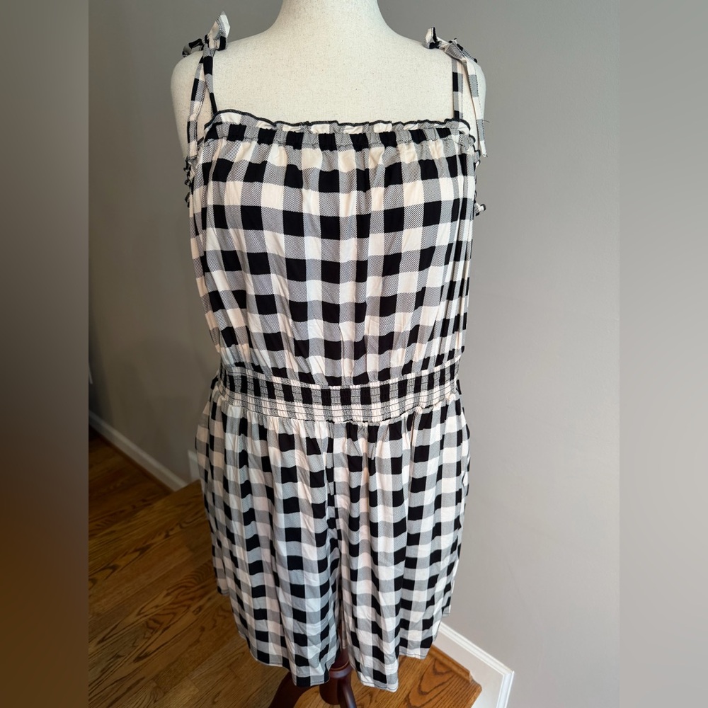 NWT Torrid Gingham Challis Tie-Strap Romper - Torrid Size 3 (22-24, 3X)